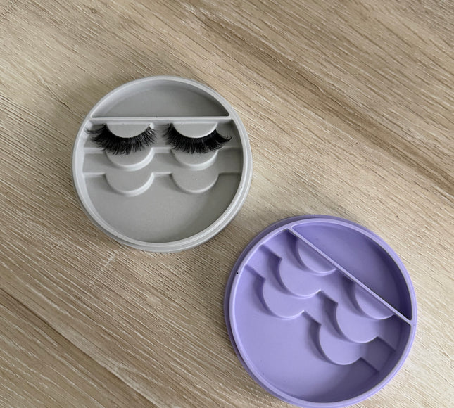 Eyelash Holder