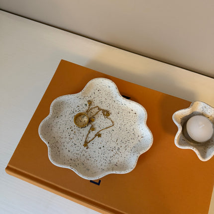 Scallop Tealight Holder