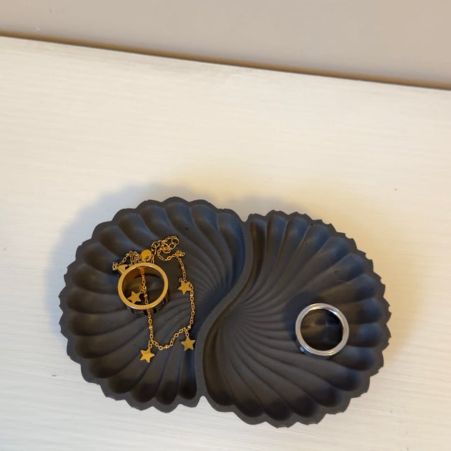 Scallop Twin Trinket Dish