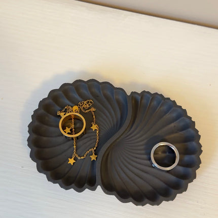 Scallop Twin Trinket Dish