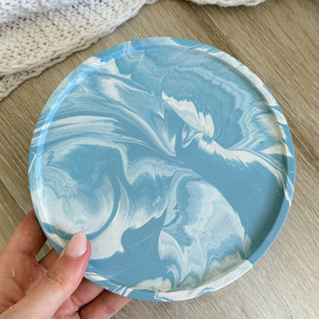 Edged Circle Tray - Blue Marble